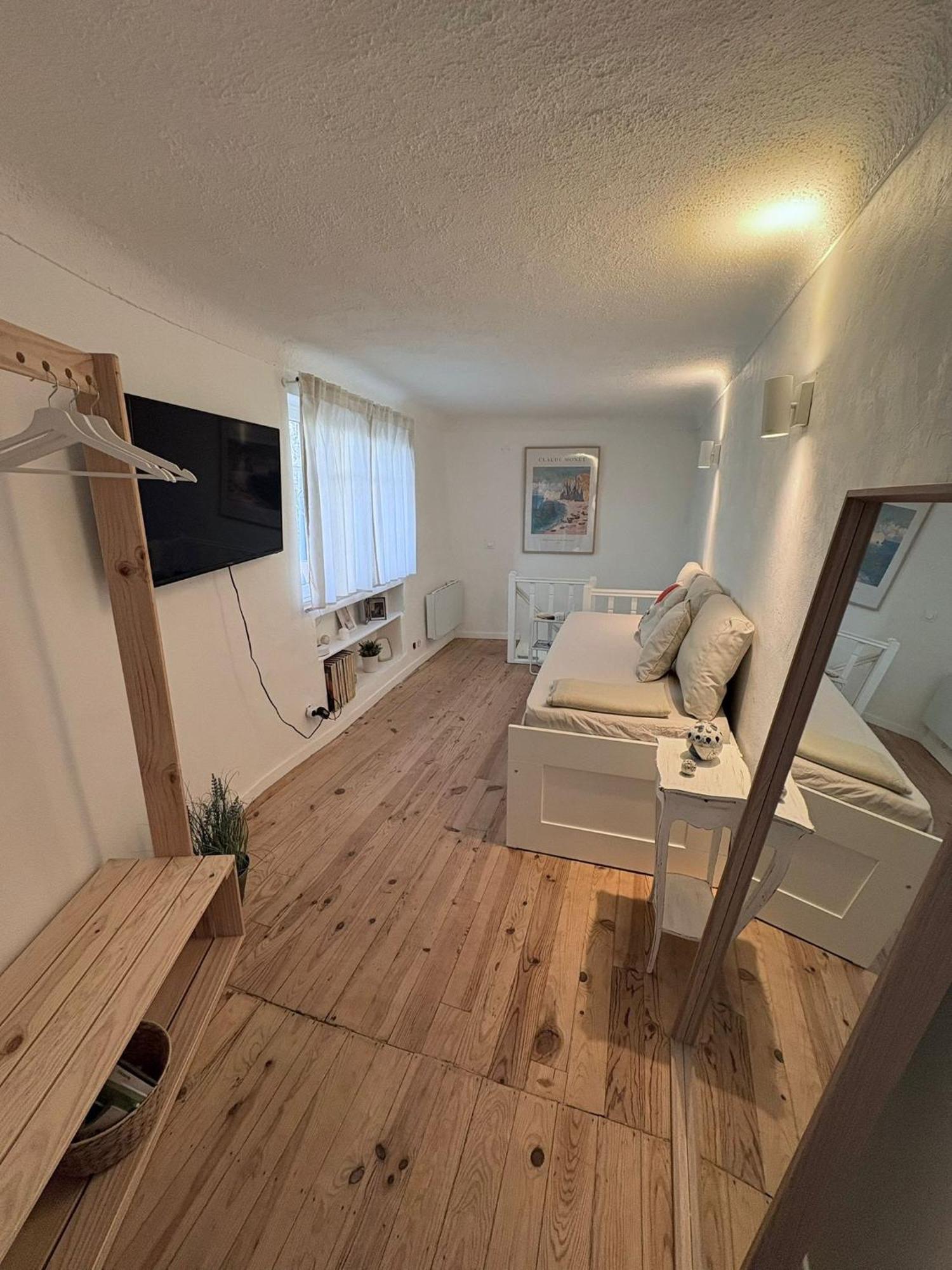 Duplex Au Pied Du Chateau Cagnes-sur-Mer Eksteriør billede