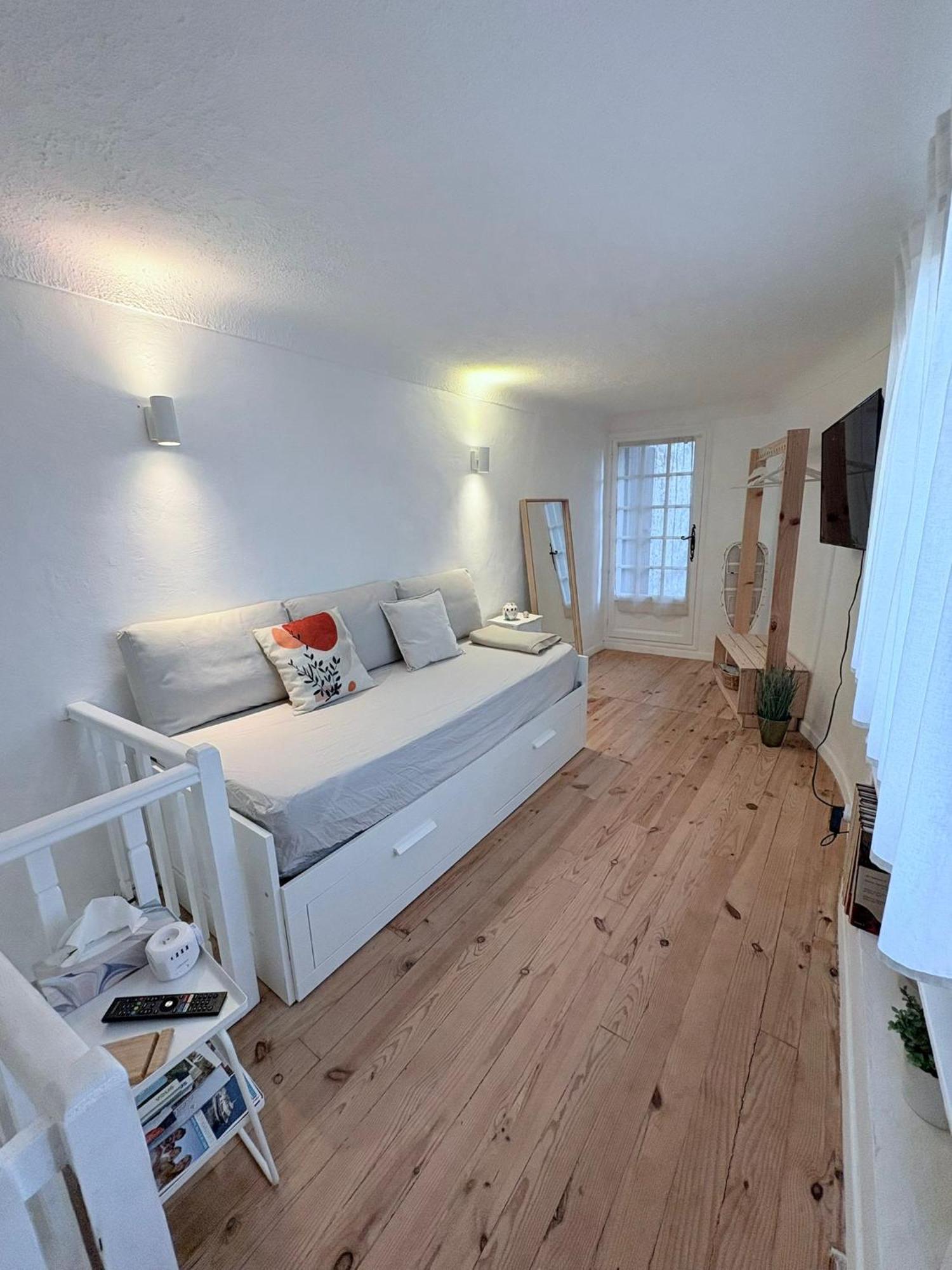 Duplex Au Pied Du Chateau Cagnes-sur-Mer Eksteriør billede
